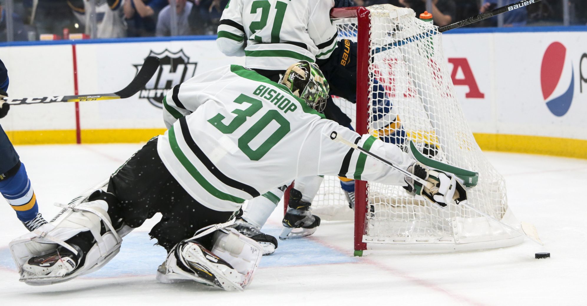 Blues face off with Stars in Game 7